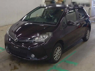 2016 Toyota Vitz III (XP130) Рестайлинг, чёрный, 800000 рублей, вид 1