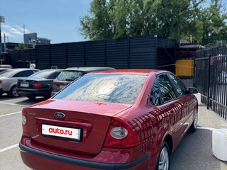 2006 Ford Focus II, красный, 569990 рублей, вид 4