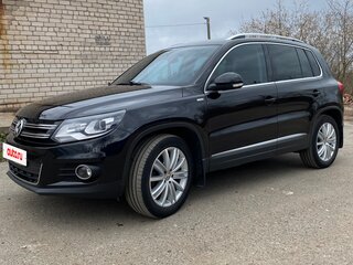 2013 Volkswagen Tiguan I Рестайлинг, чёрный, 1700000 рублей, вид 1