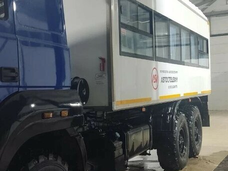 2022 Урал 4320, синий, 5500000 рублей, вид 5