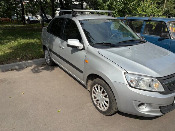 2014 Lada (ВАЗ) Granta I, серый, 550000 рублей - вид 2