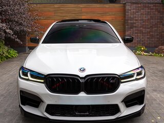 2018 BMW 5 серии 540i xDrive VII (G30/G31/G38), белый, 5500000 рублей, вид 3