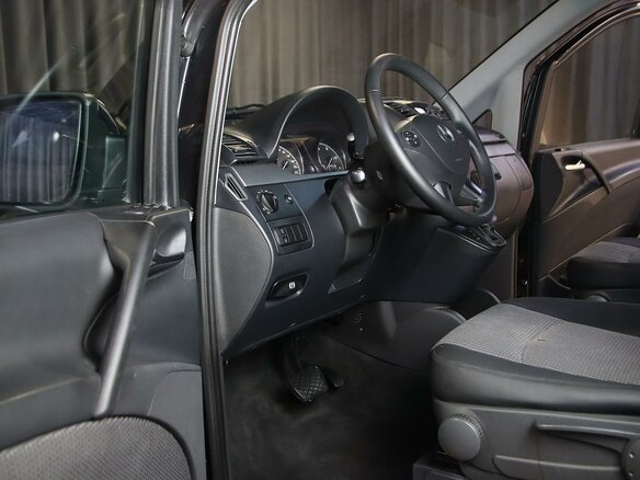 2014 Mercedes-Benz Viano L2 I (W639) Рестайлинг, чёрный - вид 11