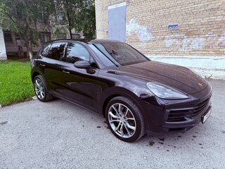 2019 Porsche Cayenne III, чёрный, 6000000 рублей, вид 2