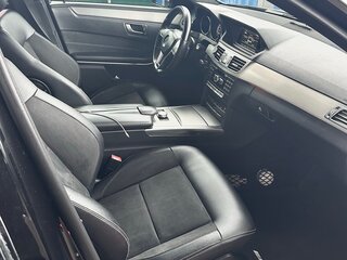 2013 Mercedes-Benz E-Класс 200 IV (W212, S212, C207) Рестайлинг, чёрный, 2050000 рублей, вид 5