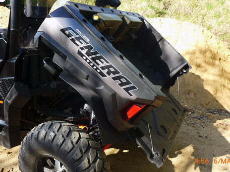 2017 Polaris General 1000, чёрный, 1500000 рублей, вид 3