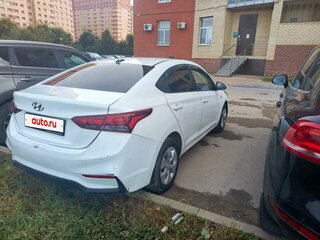 2017 Hyundai Solaris II, белый, 800000 рублей, вид 2
