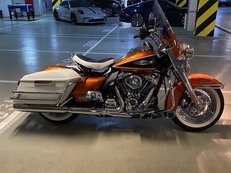 2023 Harley-Davidson Electra Glide, оранжевый, 2500000 рублей, вид 1