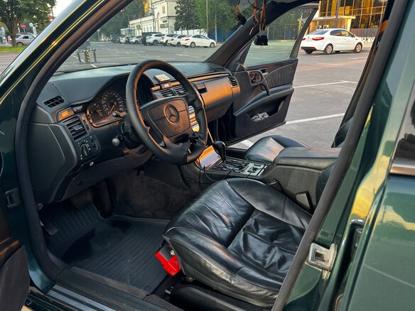 1996 Mercedes-Benz E-Класс 320 II (W210, S210), зелёный, 550000 рублей - вид 12