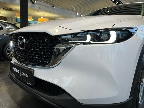 2026 Mazda CX-5 II Рестайлинг, белый, 3900000 рублей - вид 4