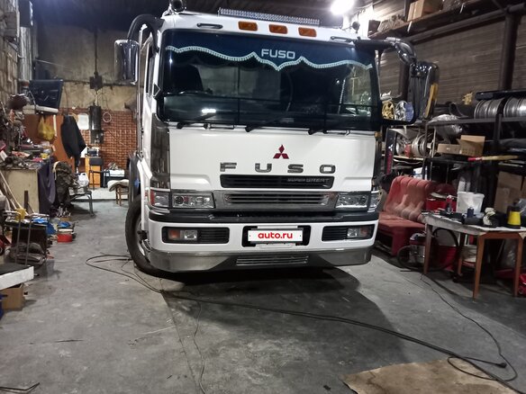 2002 Fuso (Mitsubishi) Super Great, белый, 3200000 рублей - вид 2
