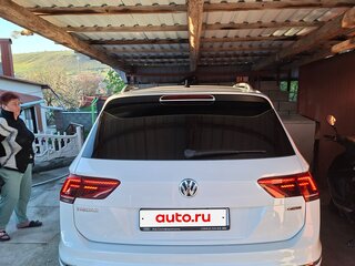 2018 Volkswagen Tiguan II, белый, 2900000 рублей, вид 1