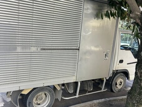 1999 Isuzu Elf (N-series), белый, 950000 рублей, вид 3