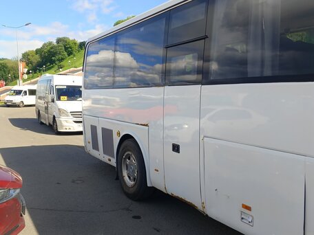 2013 Yutong ZK6899HA, белый, 3200000 рублей, вид 2