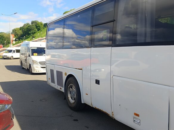 2013 Yutong ZK6899HA, белый, 3200000 рублей - вид 1