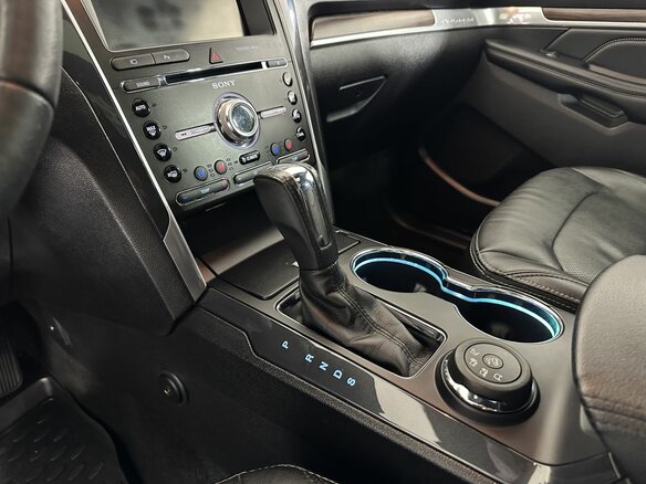 2016 Ford Explorer V Рестайлинг, белый - вид 12