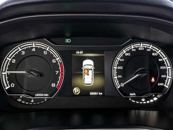 2021 Geely Coolray I, серый, 1620000 рублей - вид 15