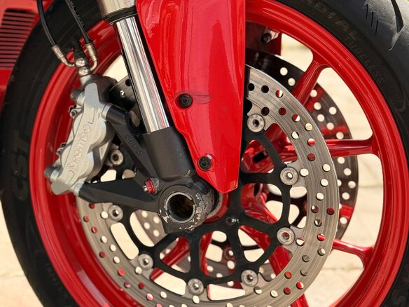 2009 Ducati 848, красный, 619000 рублей - вид 5