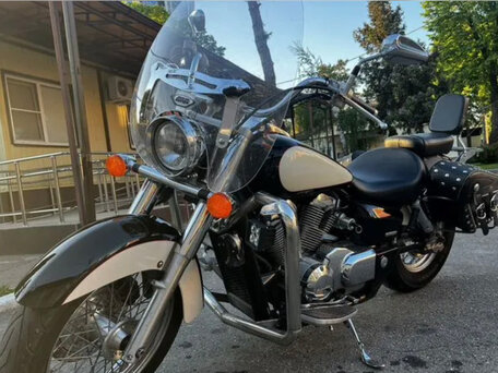 2008 Honda Shadow 750, серебристый, 570000 рублей, вид 4