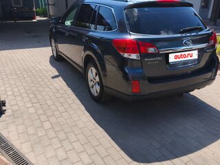 2010 Subaru Outback IV, серый, 949000 рублей, вид 4