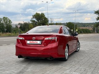 2012 Toyota Camry US Market VII (XV50), красный, 1700000 рублей, вид 3