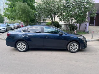 2022 Kia Cerato IV Рестайлинг, синий, 1600000 рублей, вид 3