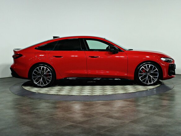 2026 Audi A5 L Sportback III (B10), красный - вид 3