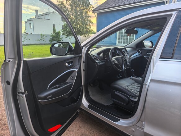 2018 Hyundai Santa Fe III Рестайлинг, серебристый, 2350000 рублей - вид 11