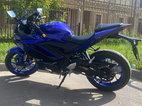 2020 Yamaha YZF-R3, синий, 540000 рублей, вид 2