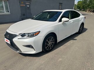 2016 Lexus ES 200 VI Рестайлинг, белый, 2700000 рублей, вид 1