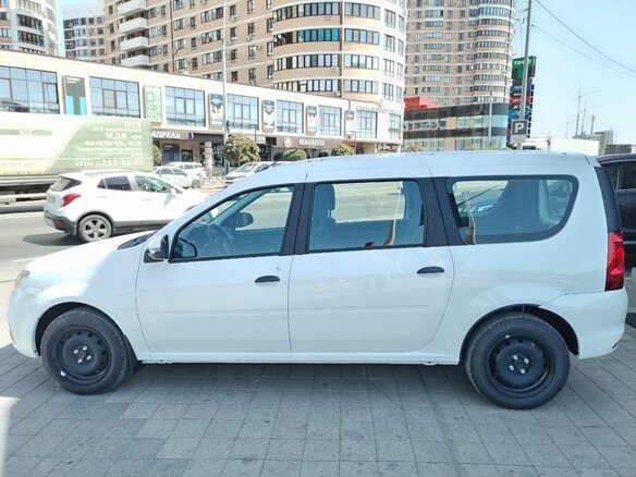 2026 Lada (ВАЗ) Largus I Рестайлинг, белый - вид 7