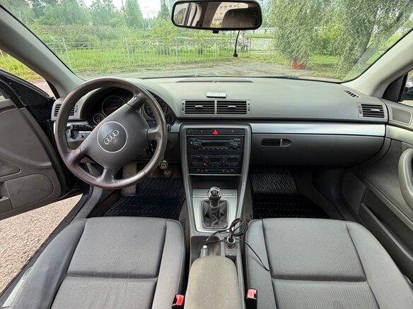 2001 Audi A4 II (B6), чёрный - вид 12