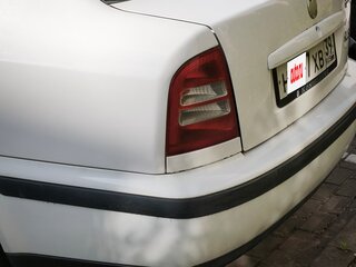 2007 Skoda Octavia I (A4) Рестайлинг, белый, 360000 рублей, вид 1