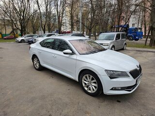 2018 Skoda Superb III, белый, 1400000 рублей, вид 1