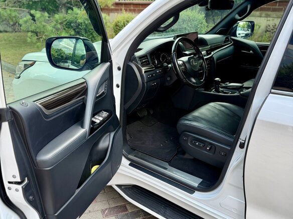 2020 Lexus LX 450d III Рестайлинг 2, белый, 7550000 рублей - вид 7