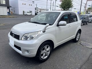 2015 Toyota Rush I, белый, 1180000 рублей, вид 1