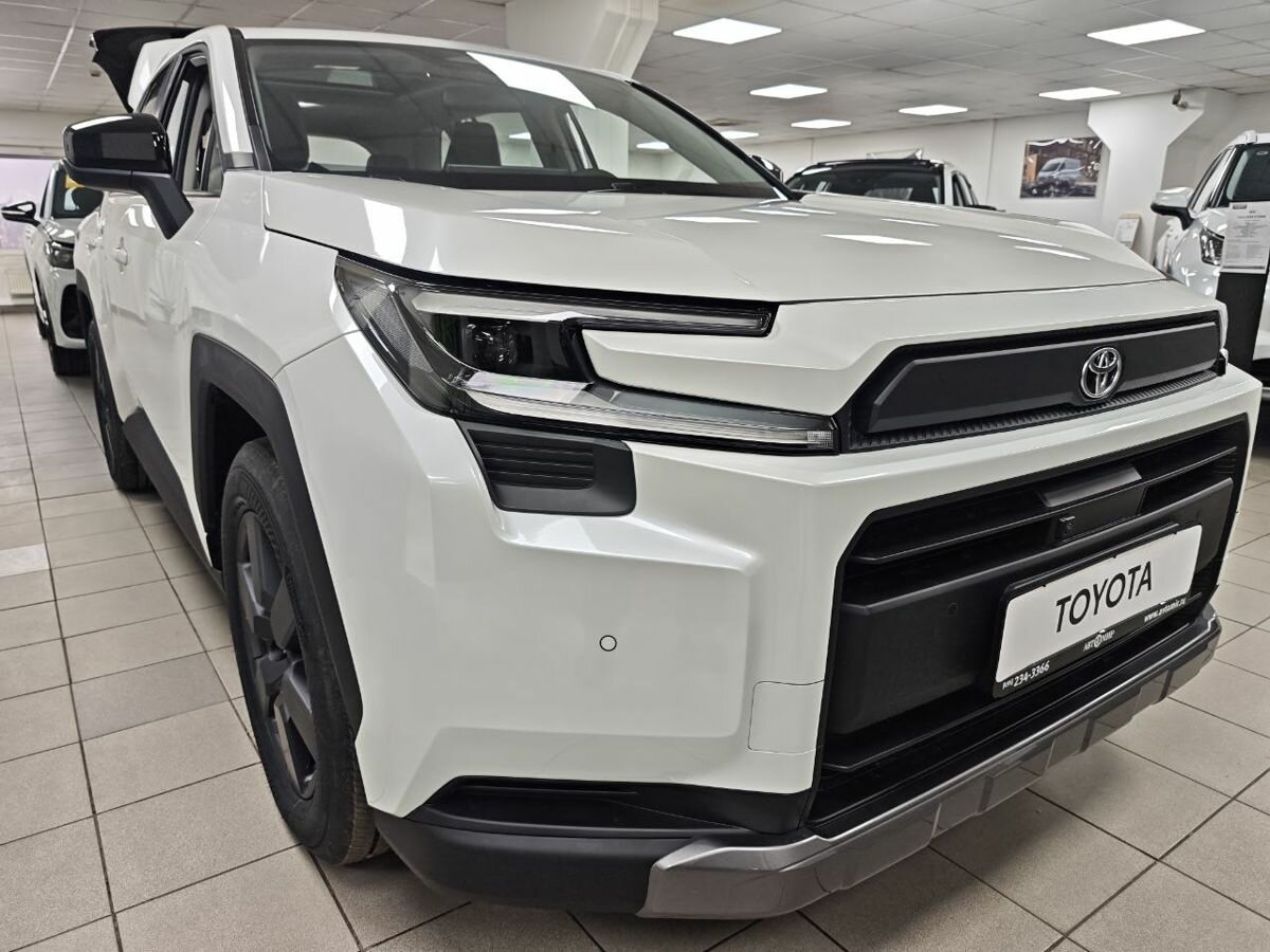 Открыть фотографии: Toyota RAV4 VI (XA60)