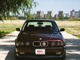 1995 BMW 5 серии 520i III (E34), пурпурный, 1700000 рублей, вид 1