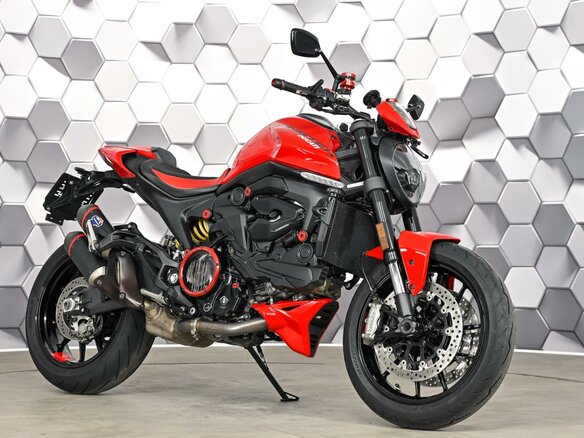 2021 Ducati Monster 937, красный, 819000 рублей