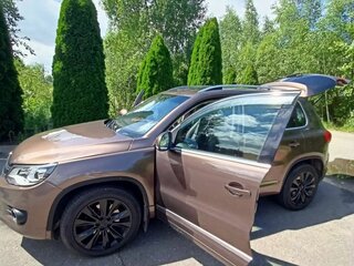 2014 Volkswagen Tiguan I Рестайлинг, коричневый, 1170000 рублей, вид 2
