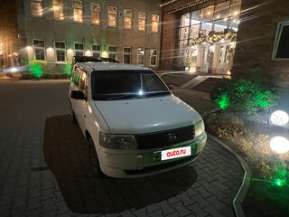 2010 Toyota Probox I, белый, 700000 рублей, вид 1