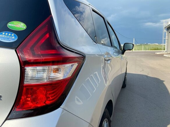 2020 Nissan Note II Рестайлинг, серебристый, 1020000 рублей - вид 11