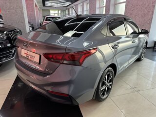 2018 Hyundai Solaris II, серый, 1265000 рублей, вид 5