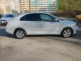 2017 Skoda Rapid I Рестайлинг, белый, 1100000 рублей, вид 3
