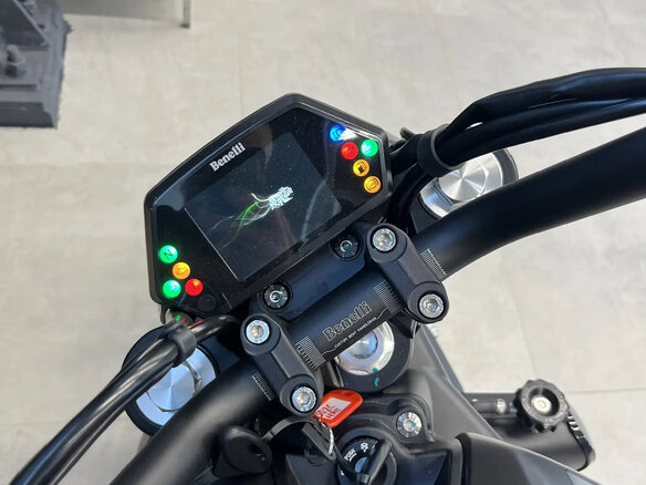 2026 Benelli 502 C, чёрный, 599000 рублей - вид 11