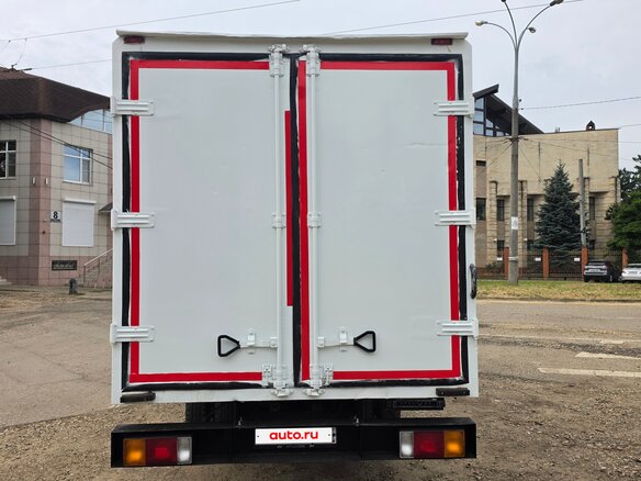 2011 Hyundai e-Mighty, белый, 1600000 рублей - вид 6