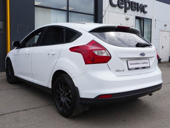 2012 Ford Focus III, белый - вид 6