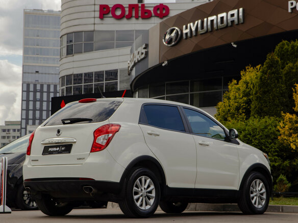 2015 SsangYong Actyon II Рестайлинг, белый - вид 3