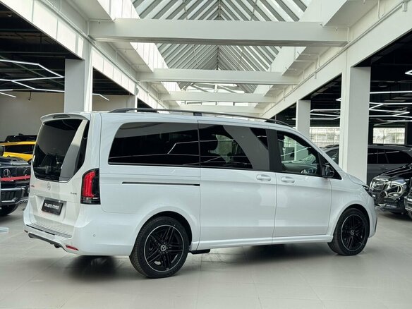 2026 Mercedes-Benz V-Класс Long 300 d длинный III (W447) Рестайлинг 2, белый, 15170000 рублей - вид 11