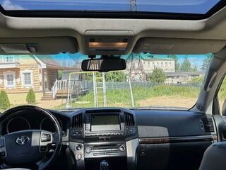 2012 Toyota Land Cruiser 200 Series Рестайлинг 1, белый, 3150000 рублей, вид 5